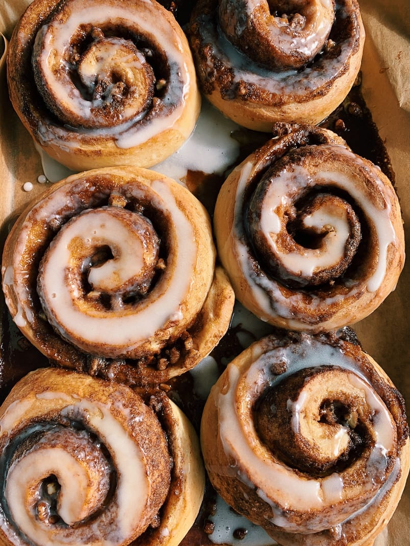 A tray of iced cinnamon buns